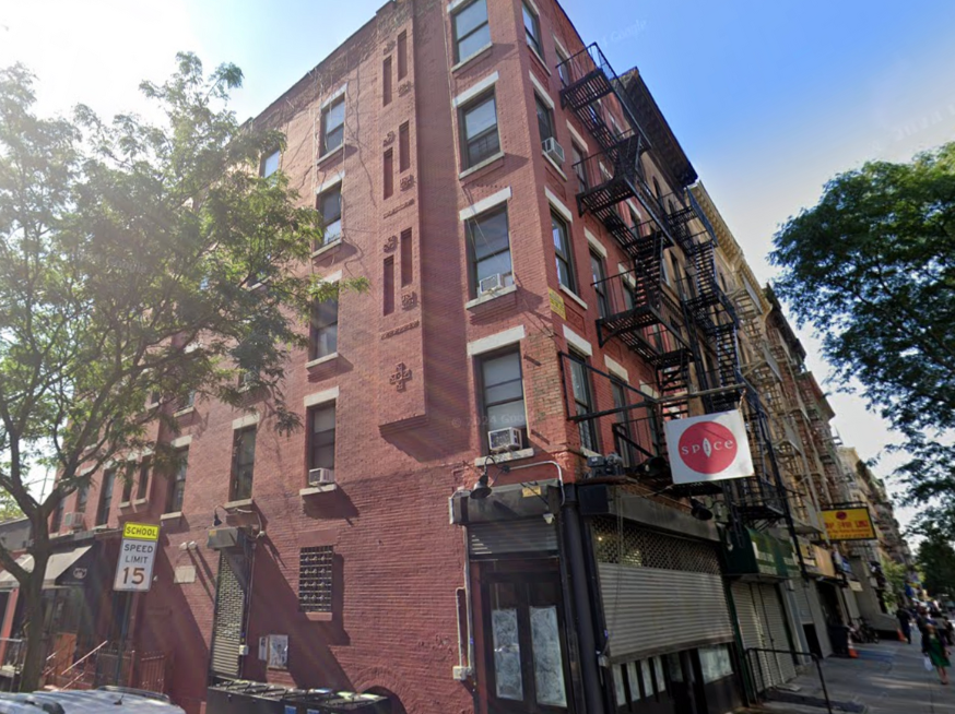 picture of the penthouse apartment in 170 West 74th apartment 814 in manhattan 1